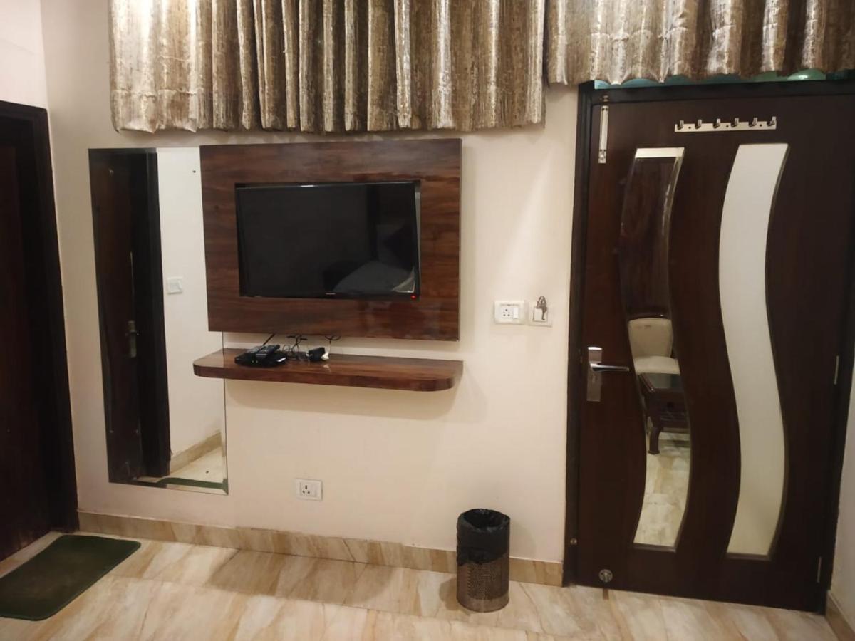 Adb Rooms Hotel Indo Continental New Delhi Ngoại thất bức ảnh